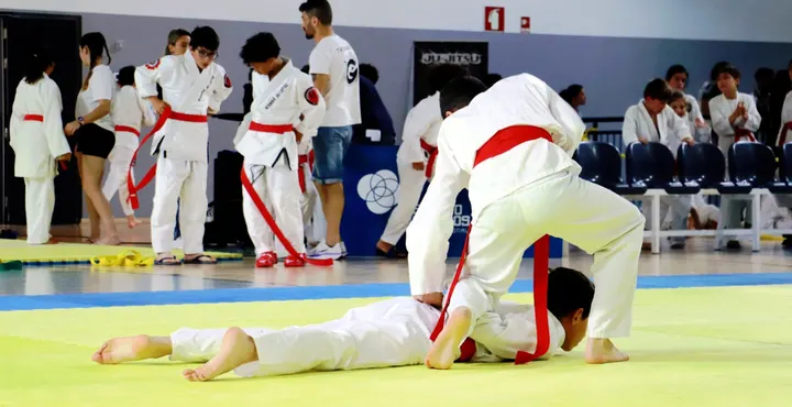 Lobos de Leiria Artes Marciais e Rugby — artes marciais-studio em Casal dos Matos, Leiria — 3