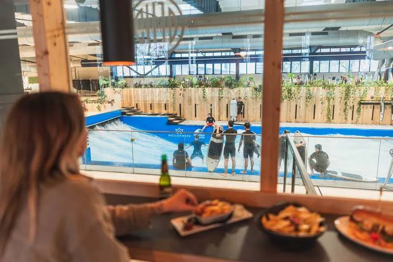 Wellenwerk - Surfen in Berlin — cykling-studio i Berlin — 2