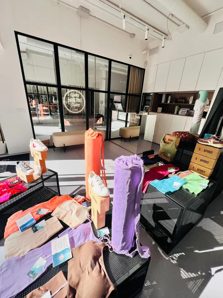E Xpirit Yoga Studio&boutique — yoga-studio en Valencia — 3