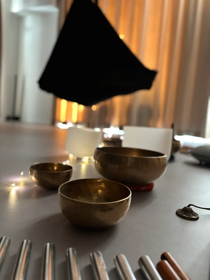 E Xpirit Yoga Studio&boutique — Yoga en el Botànic, Valencia