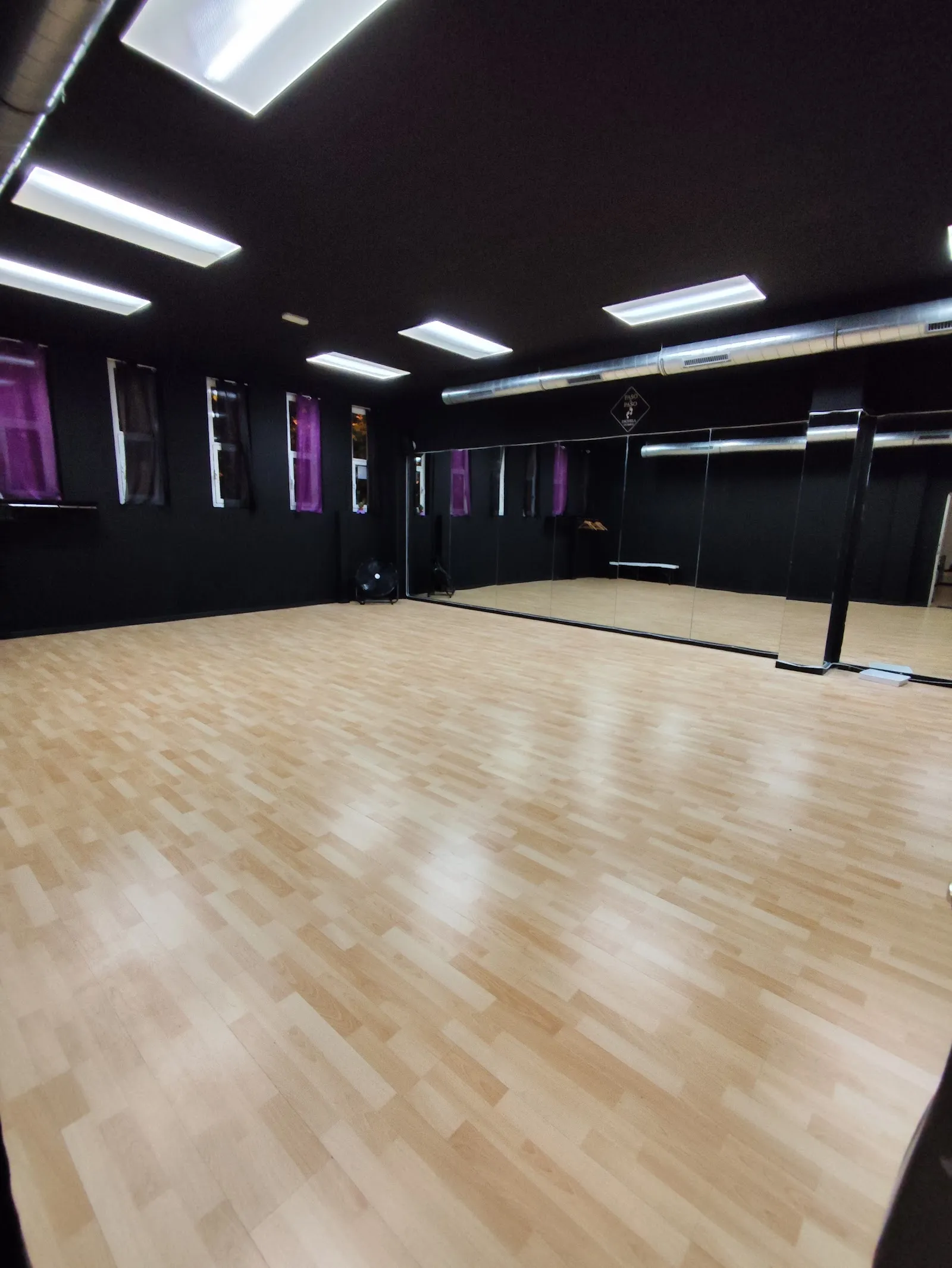 Paso A Paso — baile-studio en Alcalá de Henares — 5