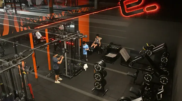 Gimnàs Esquaix Igualada — estudio de fitness-studio en els Set Camins, Igualada — 2