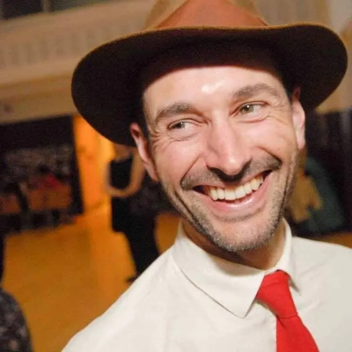 Little Harlem Bilboko Swing Eskola — baile-studio en Bilbao — 4