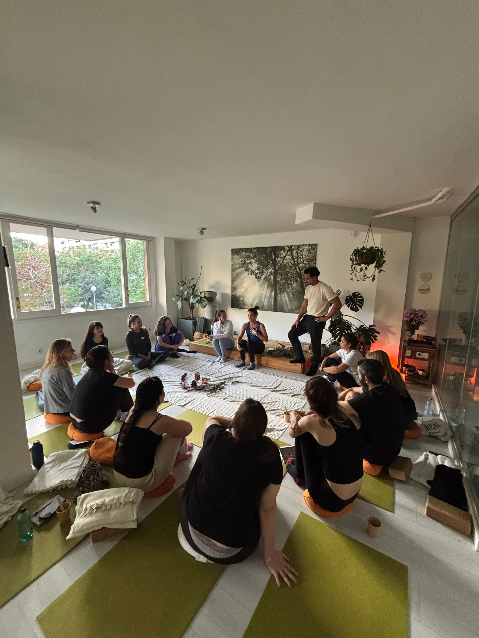 Yoga Ecuanime — yoga-studio en Barcelona — 3