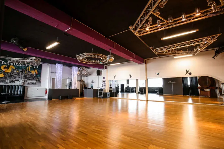 Dance4Art Korschenbroich Tanz- und Bewegungszentrum — Tanz in Korschenbroich, Düsseldorf