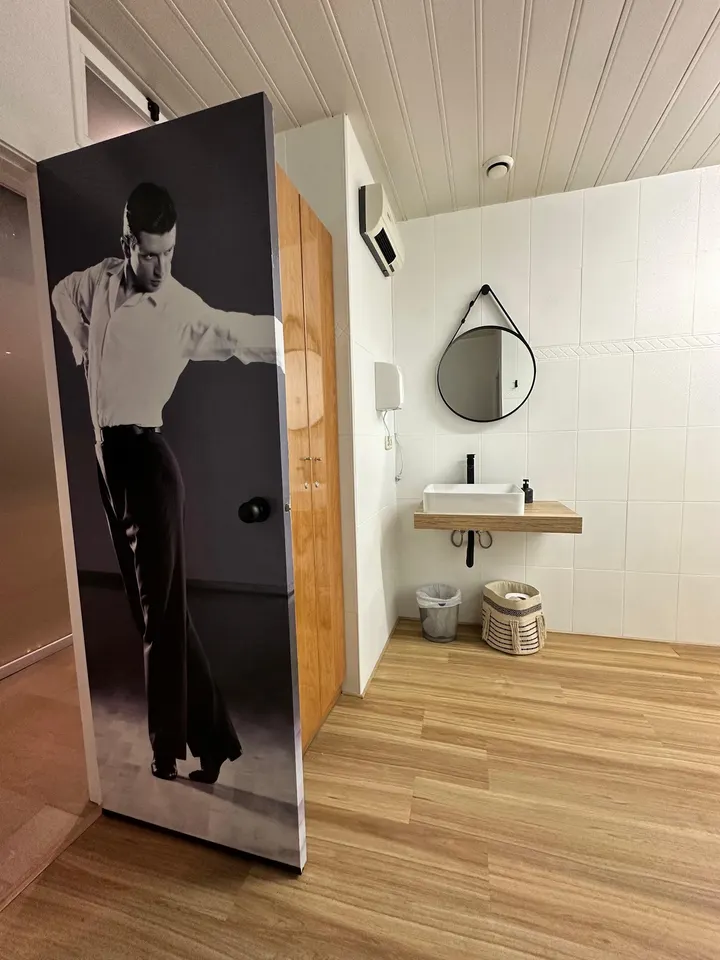 ADB — baile-studio en Segle XX, Terrassa — 3