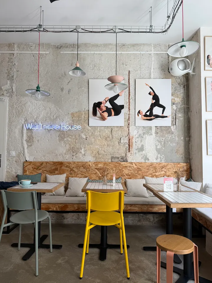 Slowe House — Yoga à Paris 10e Arrondissement, Paris