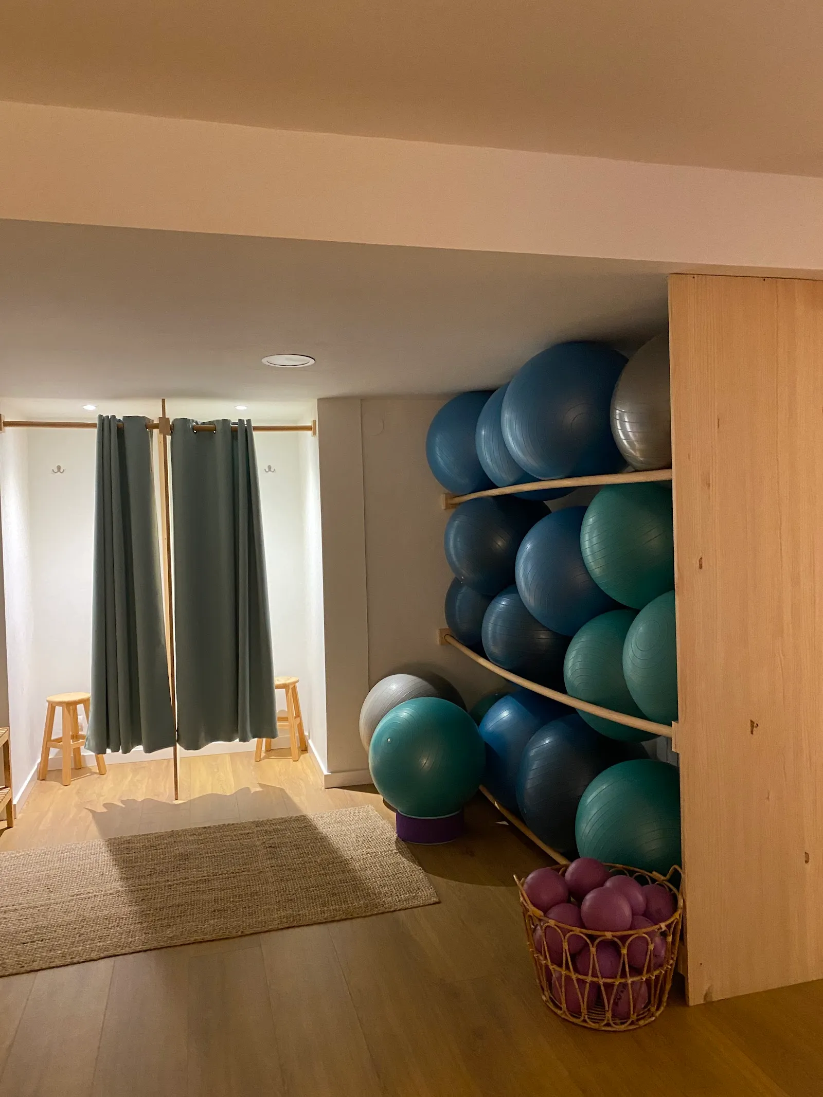 Balance Reus - Yoga, Pilates y Embarazo para el Bienestar Físico, Mental y Emocional — yoga-studio en Reus — 2