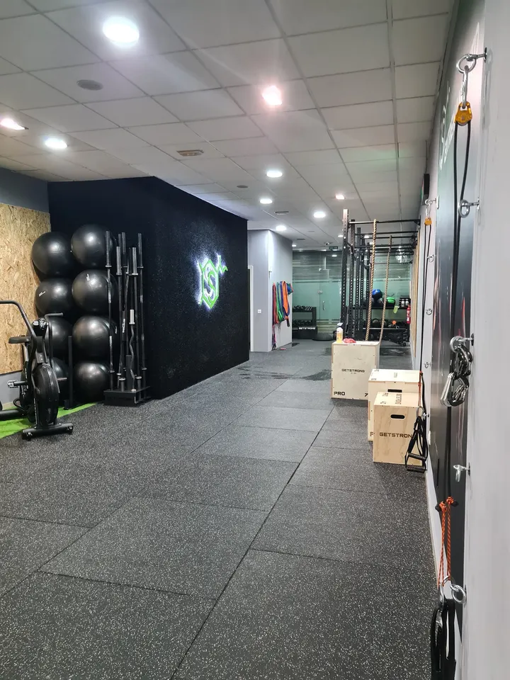 Estructura Fitness S.L. — estudio de fitness-studio en Santa Cruz de Tenerife — 3