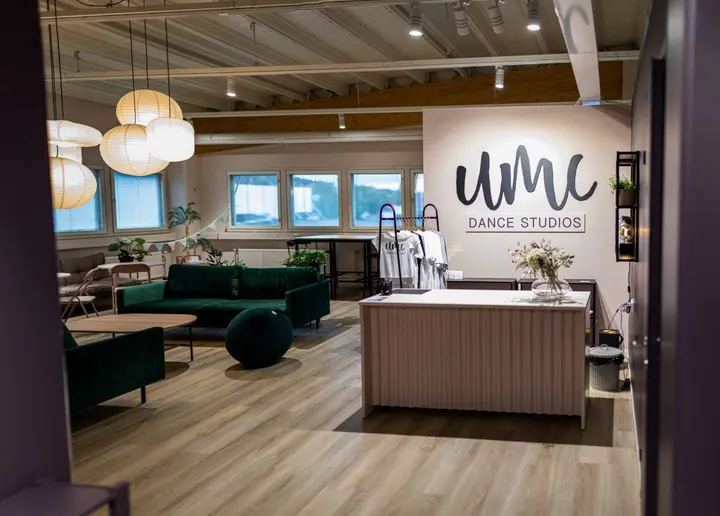 UMC - Dance Studios — Tanssi – Kangasvuori, Jyväskylä