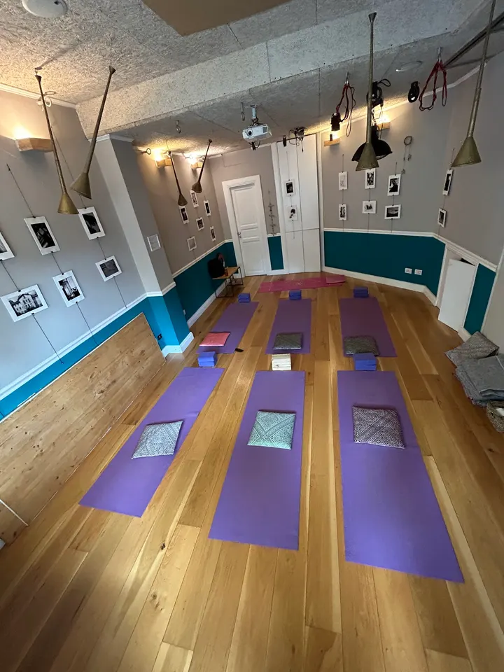 YOGAMAMA Monteverde — Yoga a Monteverde, Roma