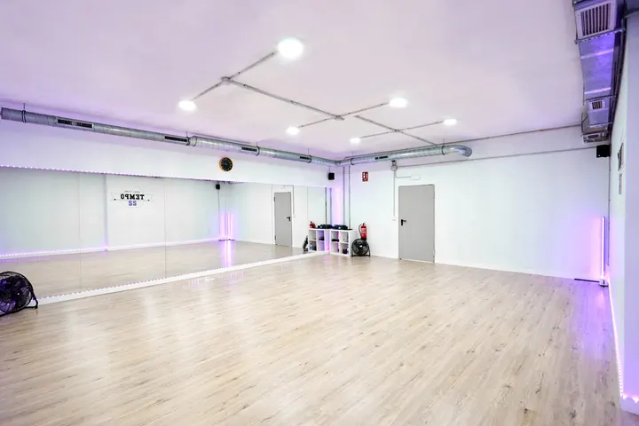 Escuela de danza TEMPO 22 dance&fitness — estudio de fitness-studio en Antigua, San Sebastián — 3