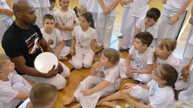 Capoeira @ Sporthalle Schinkelschule — kampsport-studio i Berlin — 3