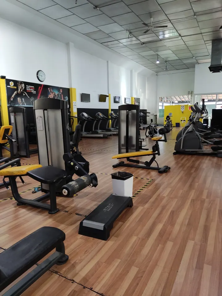 New Infit Gym - Gimnasio en Toledo — fuerza-studio en Santa María de Benquerencia, Toledo — 2