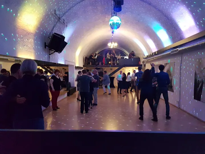 tanzschule BALLROOM würzburg — Tanz in Zellerau, Würzburg