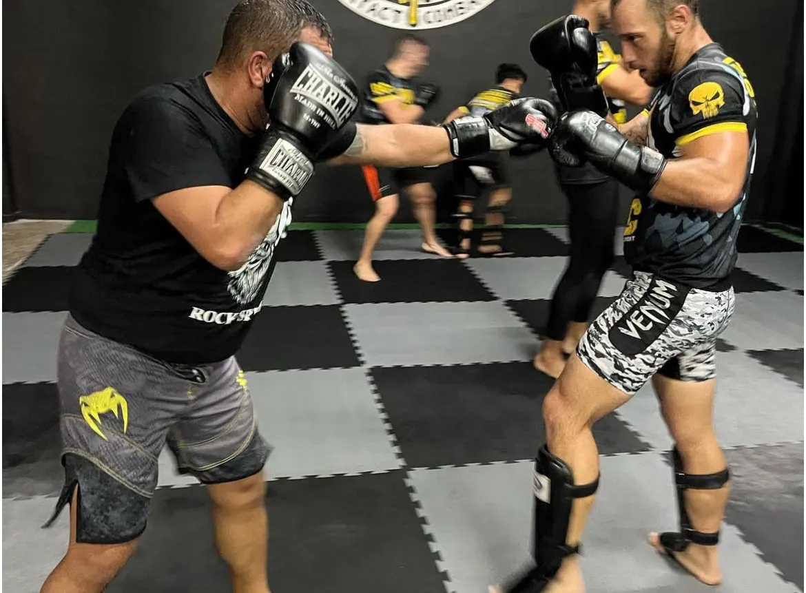 Golden Contact Combat — artes marciales-studio en Taco — 5