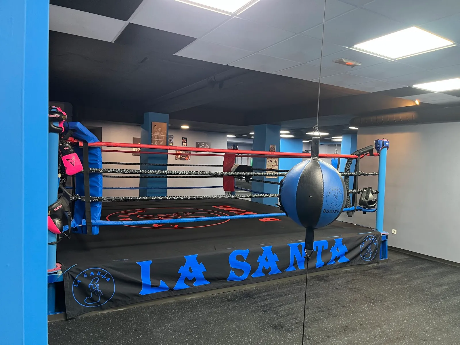 Escuela De Boxeo El Soto — artes marciales-studio en Móstoles — 2