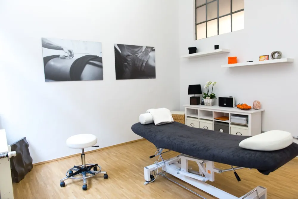 MB Move Better — pt-studio in Ehrenfeld, Köln — 2