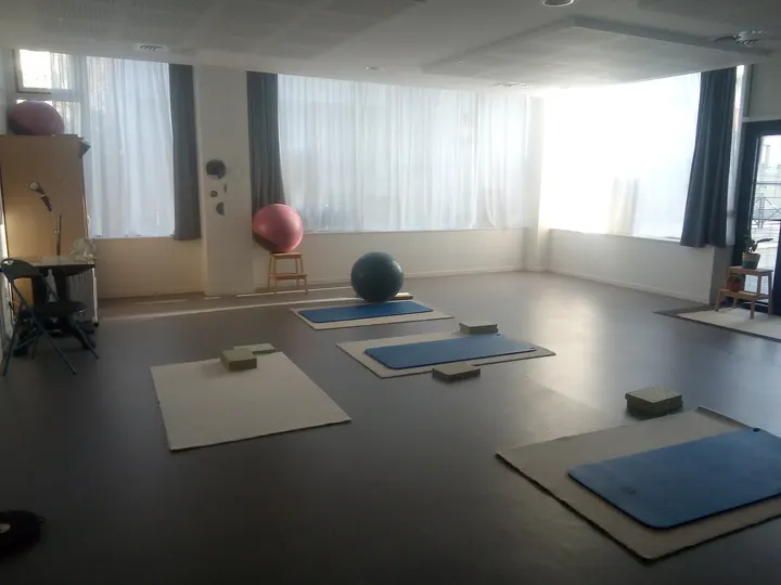 Nathalie BOURGIN - Association Bien-être et Mouvement - cours hebdos - stages et séjours — pilates-studio à La Motte Brûlon, Rennes — 3