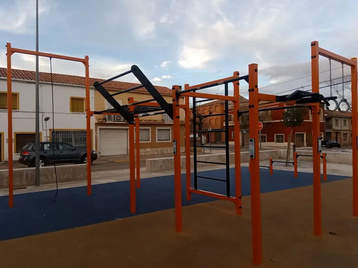 Barras calistenia — calisthenics-studio en La Almunia de Doña Godina — 2