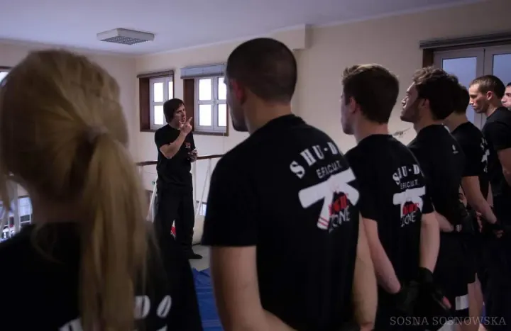 Academia Fight Zone Tv. Santa Maria da Feira — artes marciais-studio em Glória, Aveiro — 2