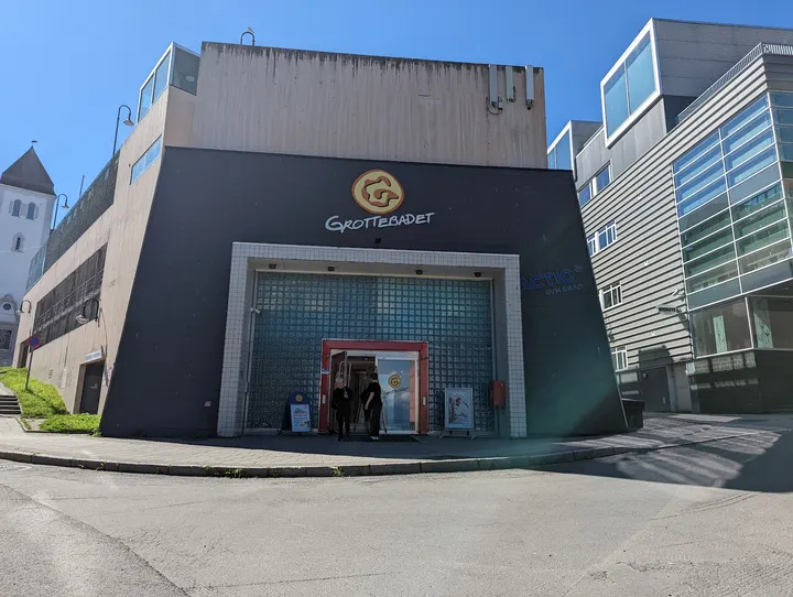 Grottebadet AS — recovery-studio i Trondenes, Harstad — 3