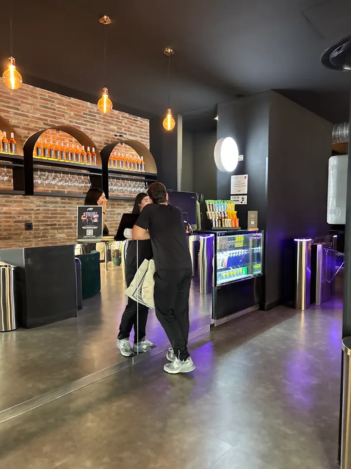 Action Black - Ortega y Gasset — estudio de fitness-studio en Salamanca, Madrid — 3