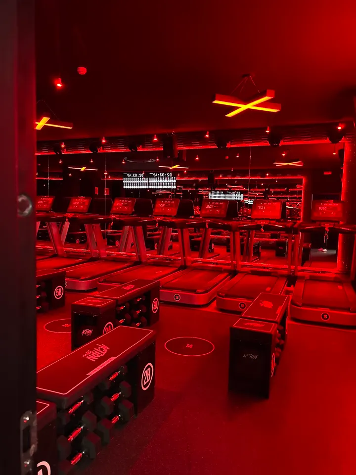 Action Black - Ortega y Gasset — estudio de fitness-studio en Madrid — 5