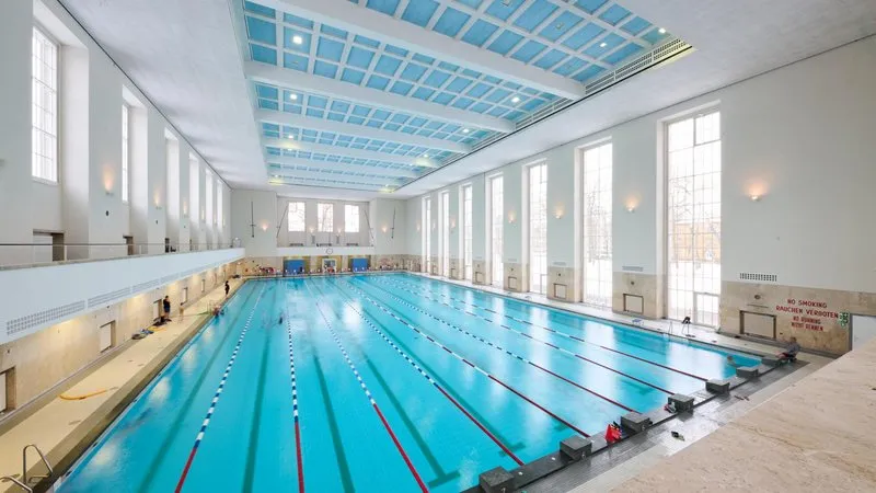 Schwimmhalle Finckensteinallee — studio i Berlin — 3