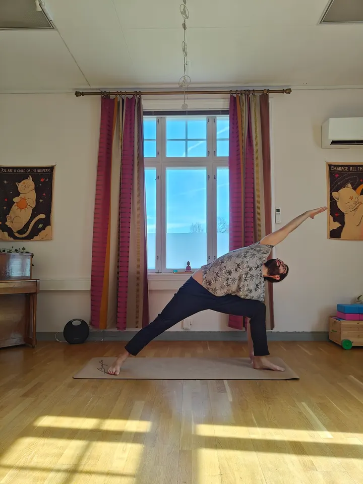 Yama Yoga V/Marit Skogli — yoga-studio i SKIEN — 2