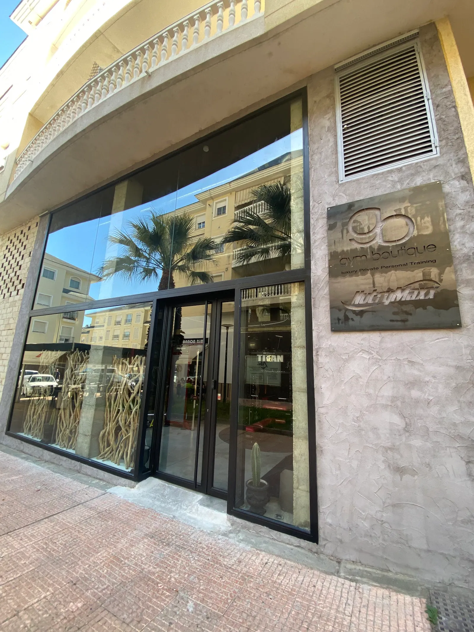 Gym Boutique Entrenamiento Personal — estudio de fitness-studio en Urbanización Guadiana, Badajoz — 3