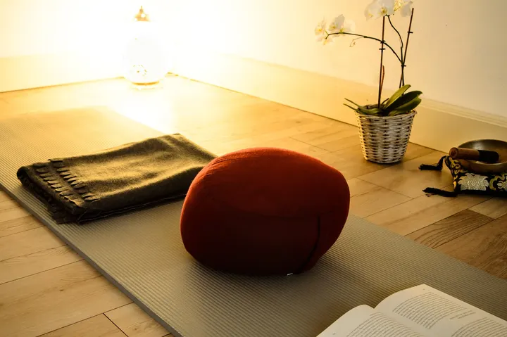 Matte&Stuhl Raum für Stressbewältigung — meditation-studio in Stuttgart — 5