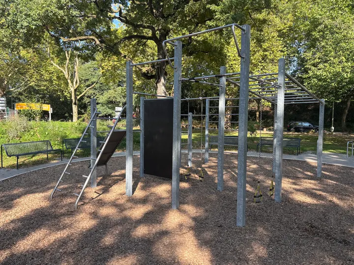 Calisthenics Park — calisthenics-studio in Rheinhausen, Duisburg — 3