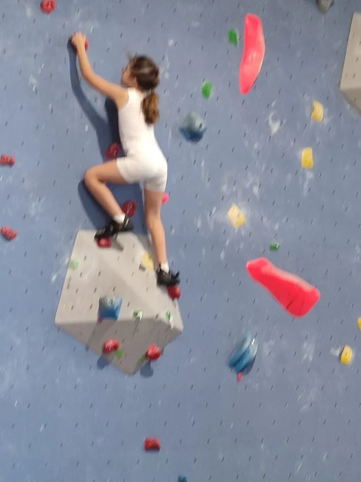 Bloc Session Toulon Ouest — escalade-studio à Six-Fours-les-Plages — 3