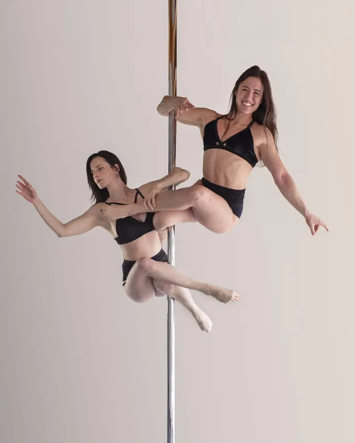 Parentheses Pole Dance — pole fitness-studio à Castelnau-le-Lez, Montpellier — 3
