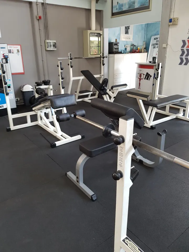 REVOLUTION FIT SAVONA — palestre-studio a Rusca, Savona — 2