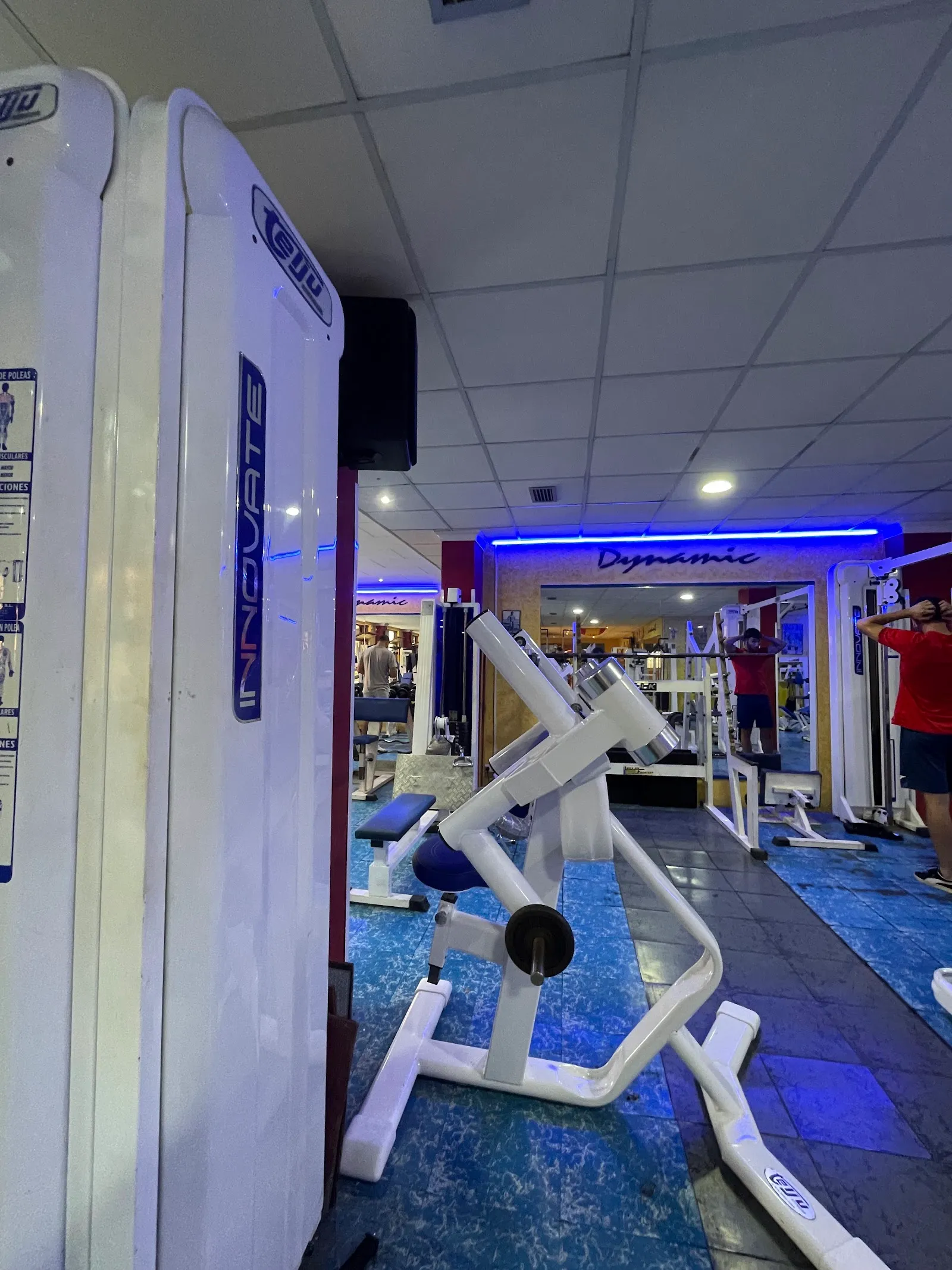 GYM DINAMIC CENTER — estudio de fitness-studio en S'Arenal — 3