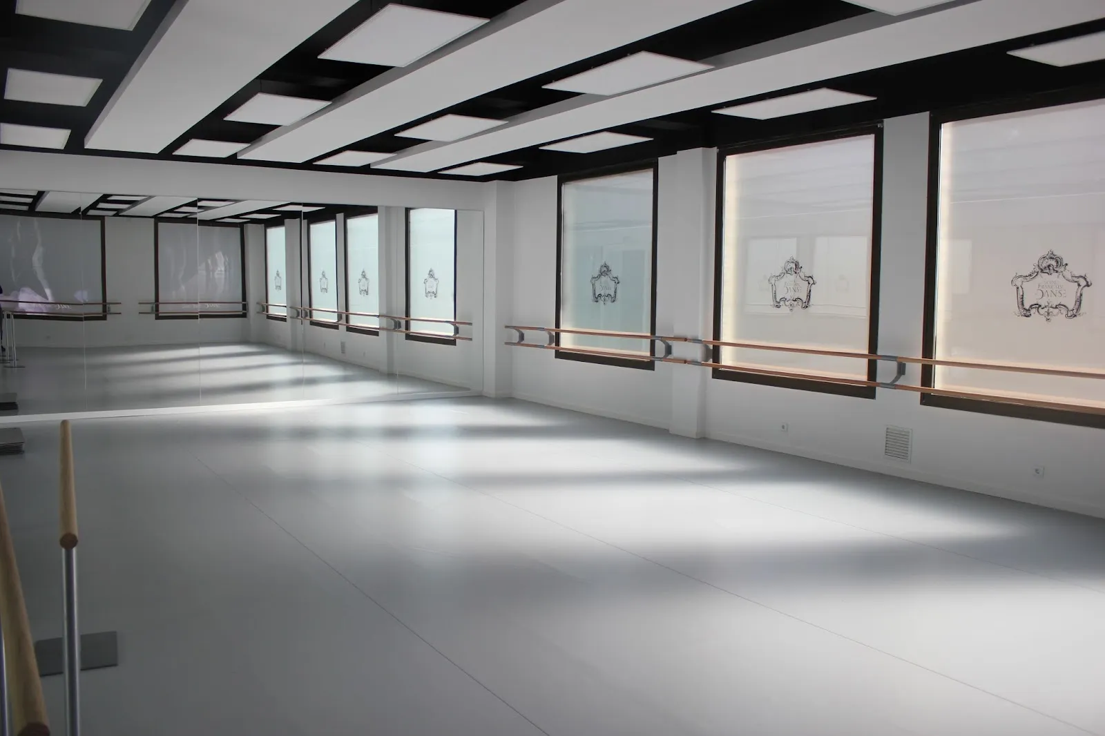Escuela De Ballet - Ecole Française De Danse — baile-studio en Hortaleza, Madrid — 3