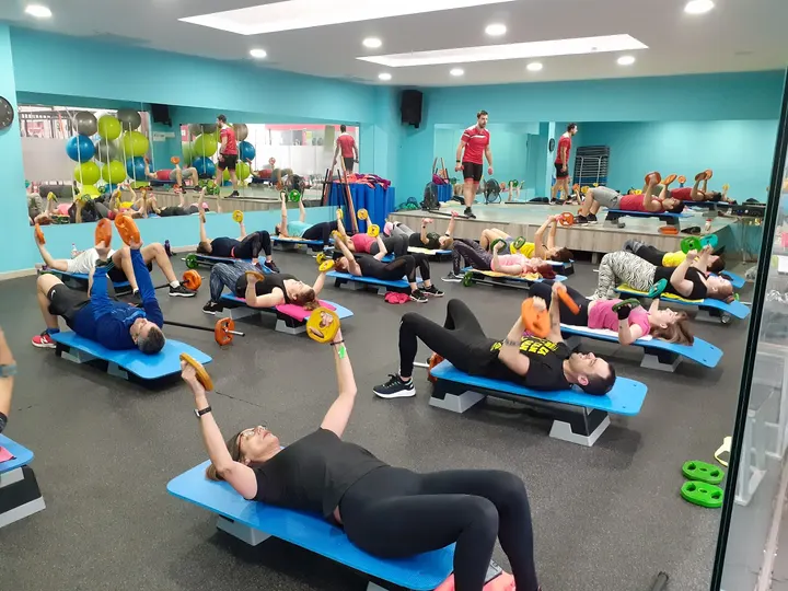 TEAM ROQUEÑI — estudio de fitness-studio en Santiago — 2