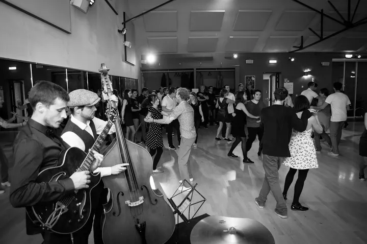 Taranta Swing Danses — danse-studio à Amiens — 2