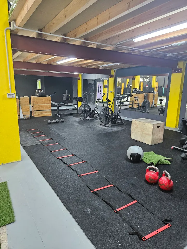 Gladiator Academy — estudio de fitness-studio en Ojaiz, Santander — 3