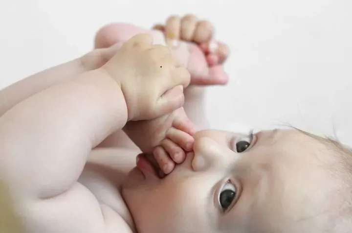 Tanzifanten (Babymassage, nappydancers , zumbini Kindertanz ) — tanz-studio in Duisburg — 4