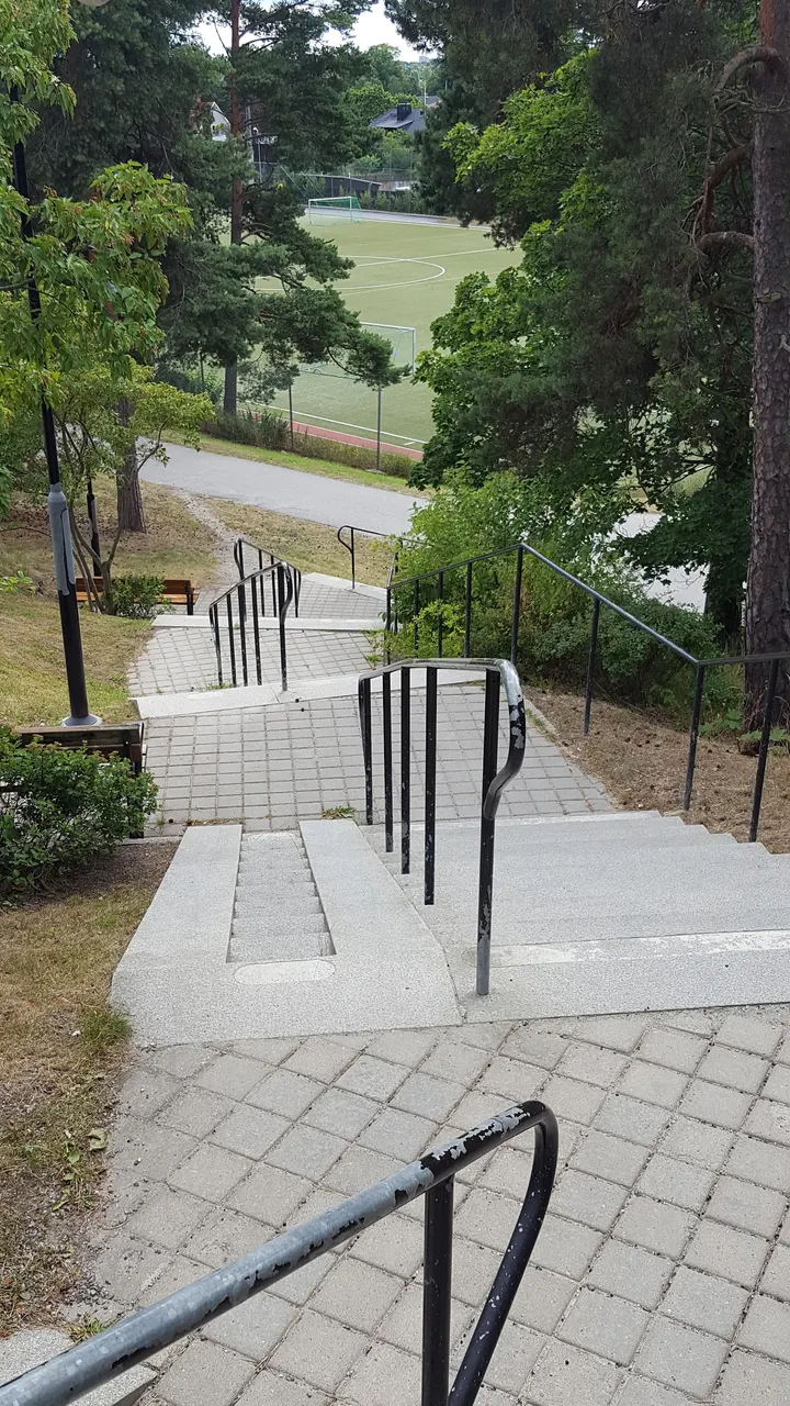 The Östberga Outdoor Gym — Träningsstudio i Älvsjö, Stockholm
