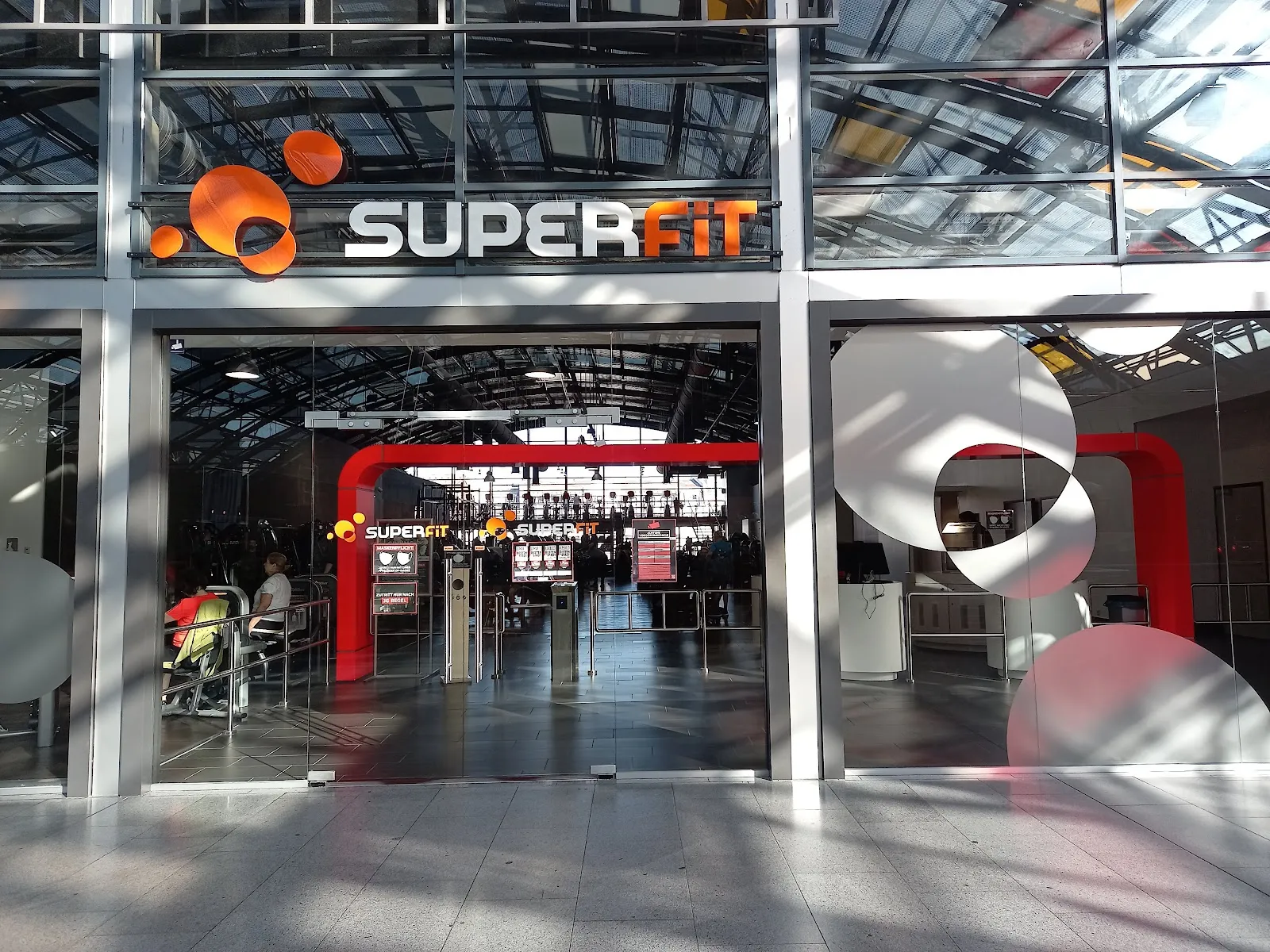 SUPERFIT Tegel — fitnessstudio in Berlin — 3