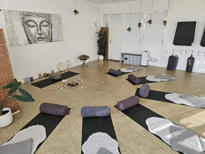 SomaTerra, Holistische therapie en Yoga — yoga-studio in Alkmaar — 4