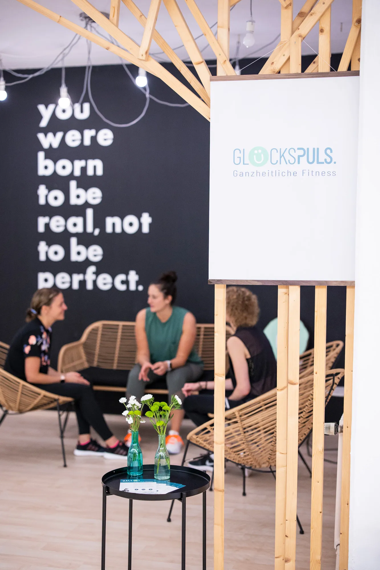 GLÜCKSPULS. Ganzheitliche Fitness — träningsstudio i Ditzingen — 2