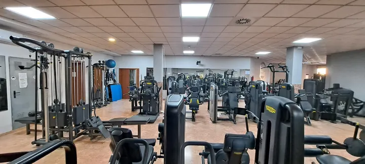 GOLD SPORT — estudio de fitness-studio en Canals — 4