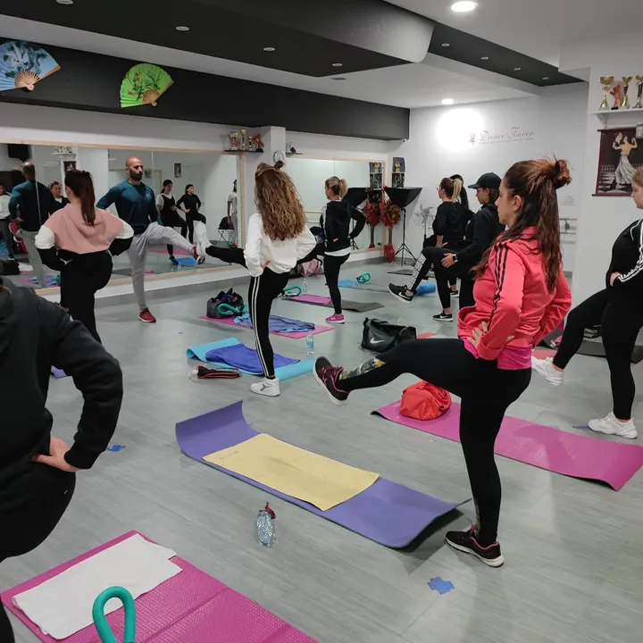 Dance Fever — Danza a Poggiofranco, Bari