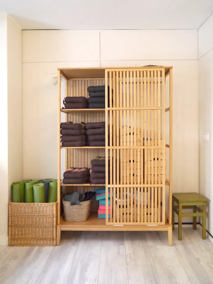 Oga Zaragoza. Escuela Sadhana De Yoga Y Pilates — yoga-studio en Casco Antiguo, Zaragoza — 2