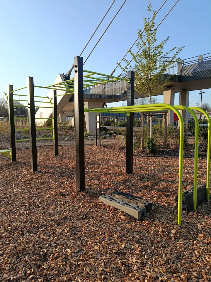 Parc de callisthénie et street workout — salle de fitness-studio à Saint-Michel / Saint-Agne / Empalot / Le Busca / Île du Ramier / Montplaisir, Toulouse — 3
